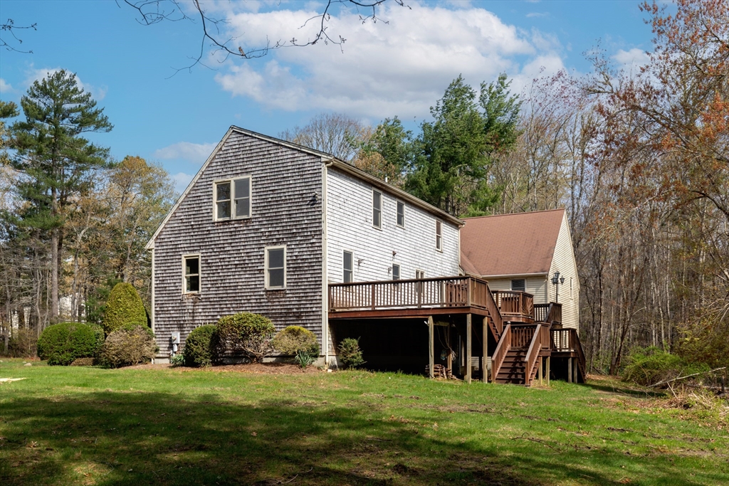 20 Dinahs Way Wareham, MA 02571 - Photo 4 of 31