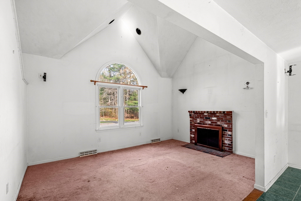 20 Dinahs Way Wareham, MA 02571 - Photo 10 of 31