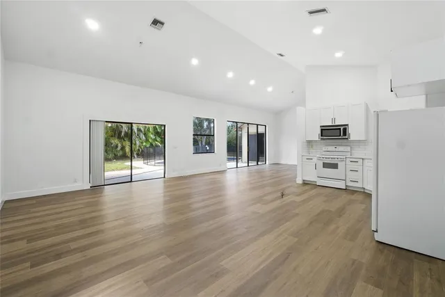 $630,000 | 5172 Northwest 53rd Avenue, Coconut Creek, FL 33073