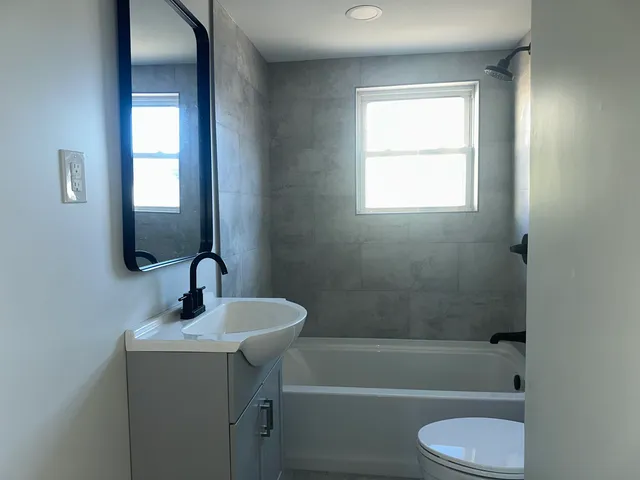 $2,550 | 60 Whitney Street, Unit 1, Nashua, NH 03064