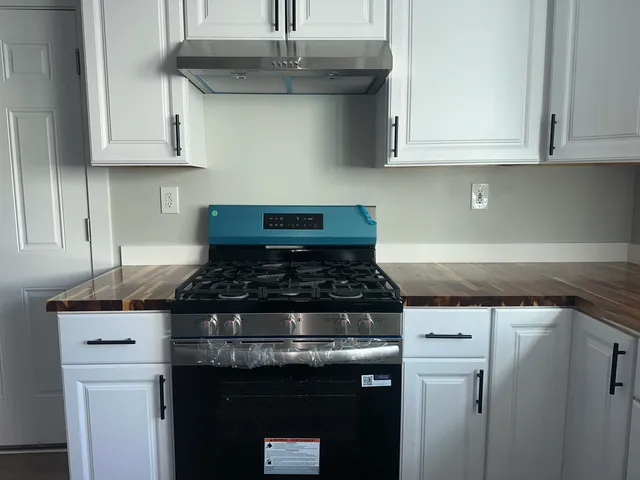 $2,550 | 60 Whitney Street, Unit 1, Nashua, NH 03064