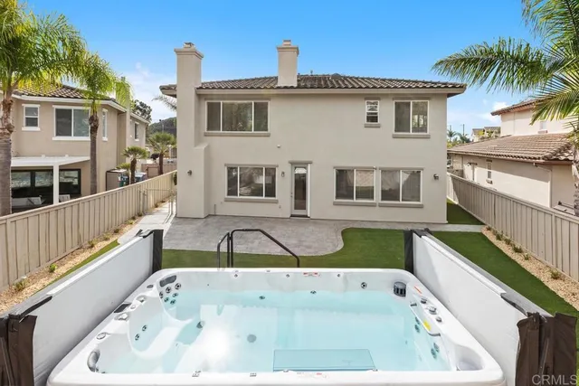 a house view with a outdoor space