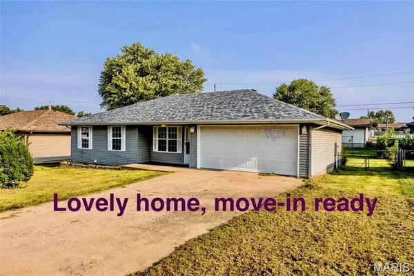 $205,000 | 1129 Lacy Drive, Lebanon, MO 65536