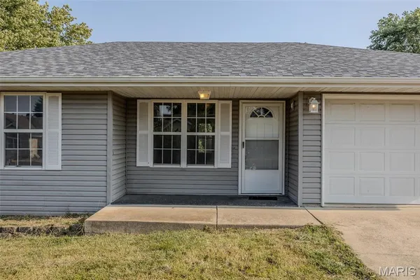$205,000 | 1129 Lacy Drive, Lebanon, MO 65536