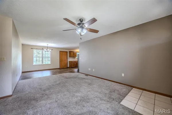 $205,000 | 1129 Lacy Drive, Lebanon, MO 65536