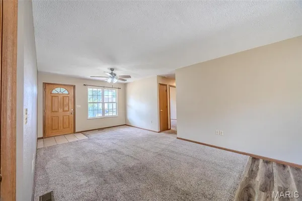 $205,000 | 1129 Lacy Drive, Lebanon, MO 65536