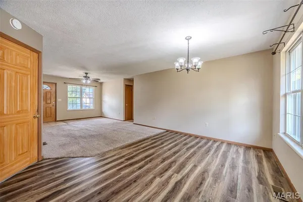 $205,000 | 1129 Lacy Drive, Lebanon, MO 65536