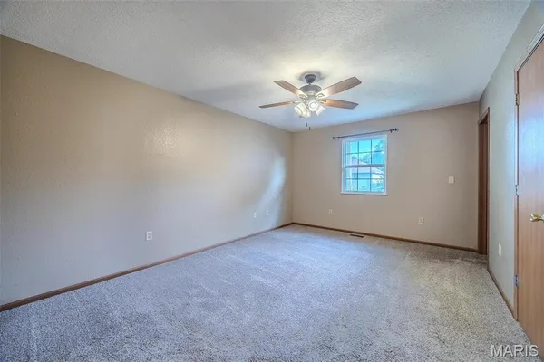 $205,000 | 1129 Lacy Drive, Lebanon, MO 65536