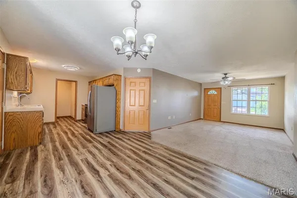 $205,000 | 1129 Lacy Drive, Lebanon, MO 65536