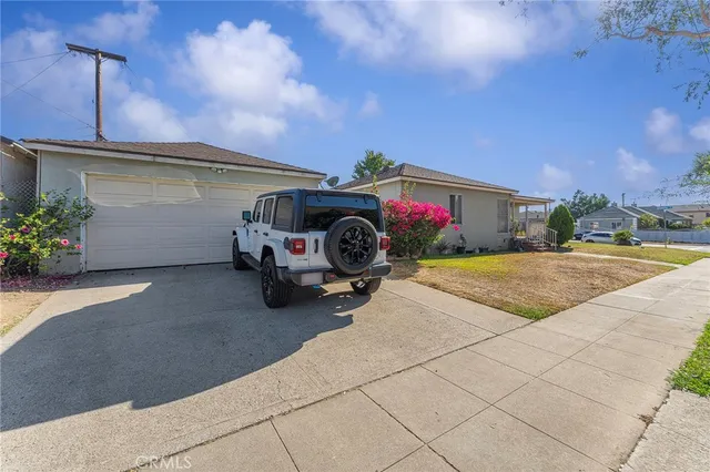 a view of outdoor space