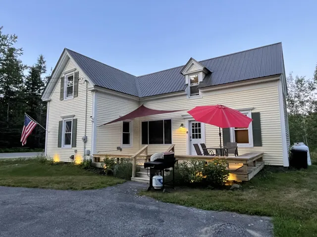 $455,000 | 31 Cross Road, Hancock, ME 04640
