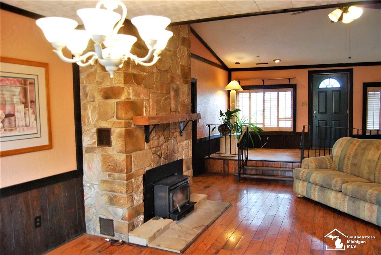 4507 Goddard Road Newport, MI 48166 - Photo 5 of 37