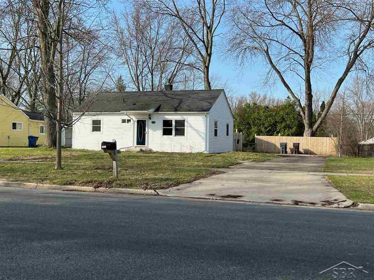 1200 East Sugnet Road Midland, MI 48642 - Photo 1 of 1 50071722.JPG