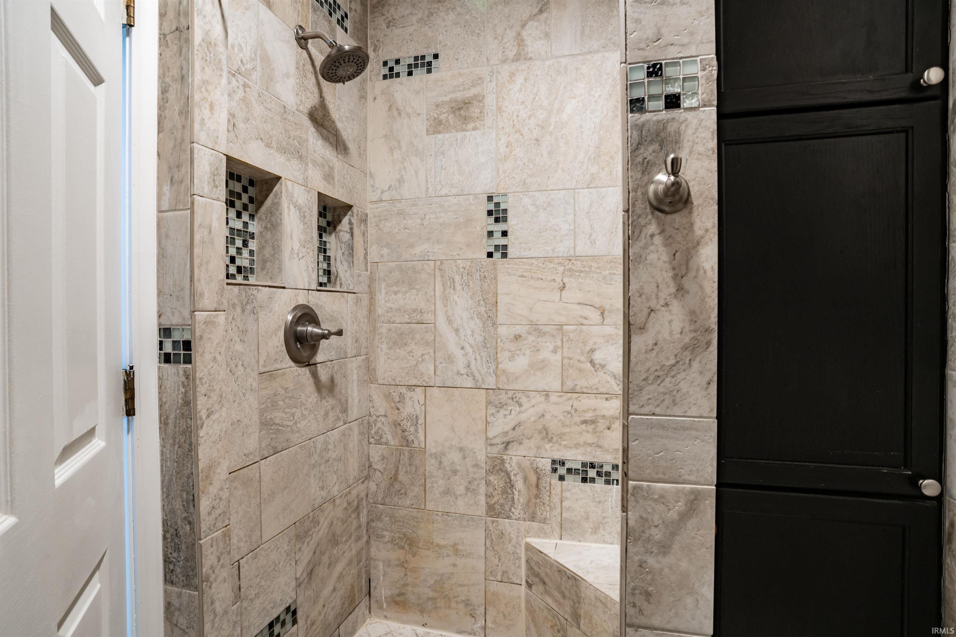 308 West Oak Street Butler, IN 46721 - Photo 19 of 36