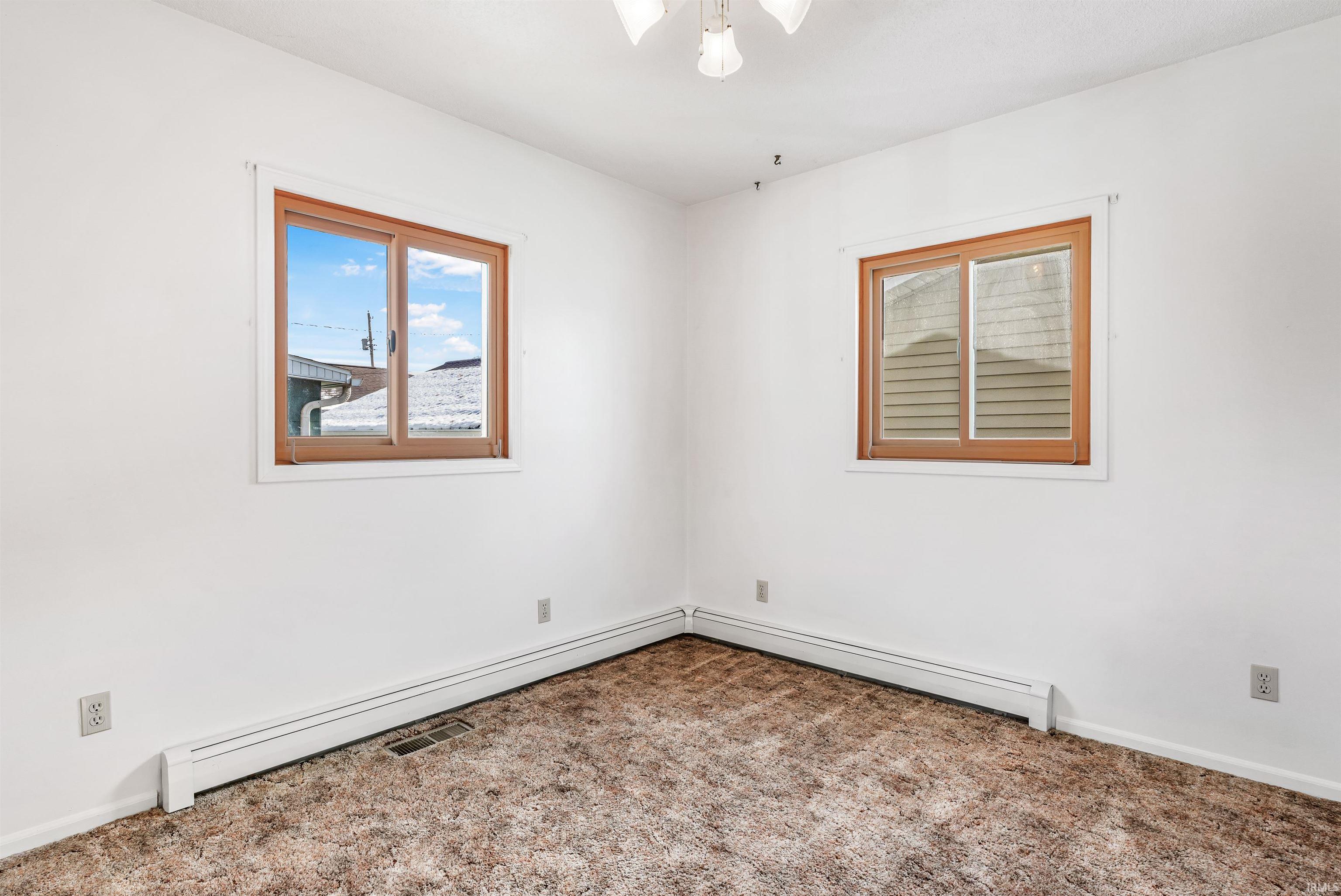 308 West Oak Street Butler, IN 46721 - Photo 22 of 36
