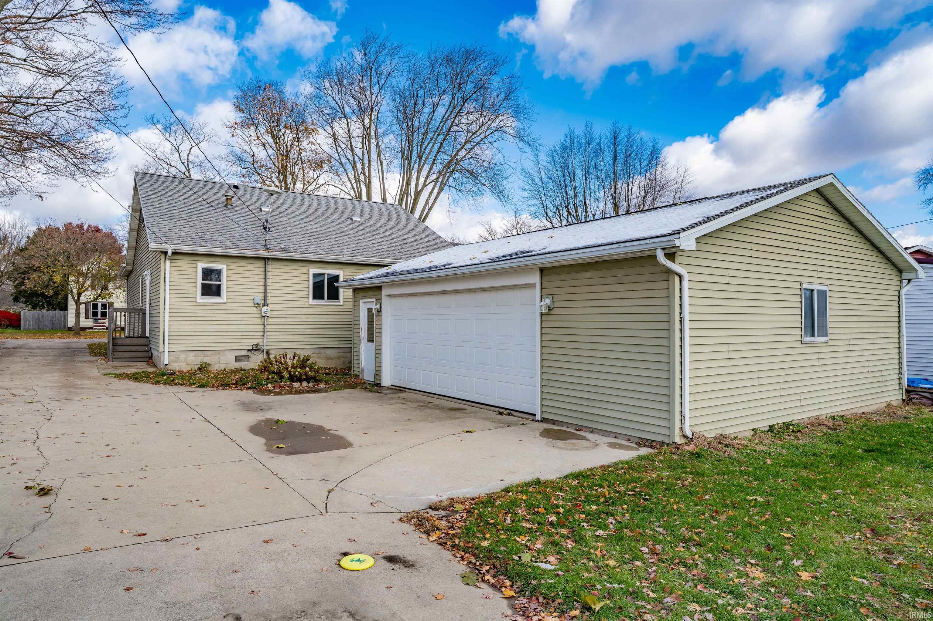 308 West Oak Street Butler, IN 46721 - Photo 34 of 36