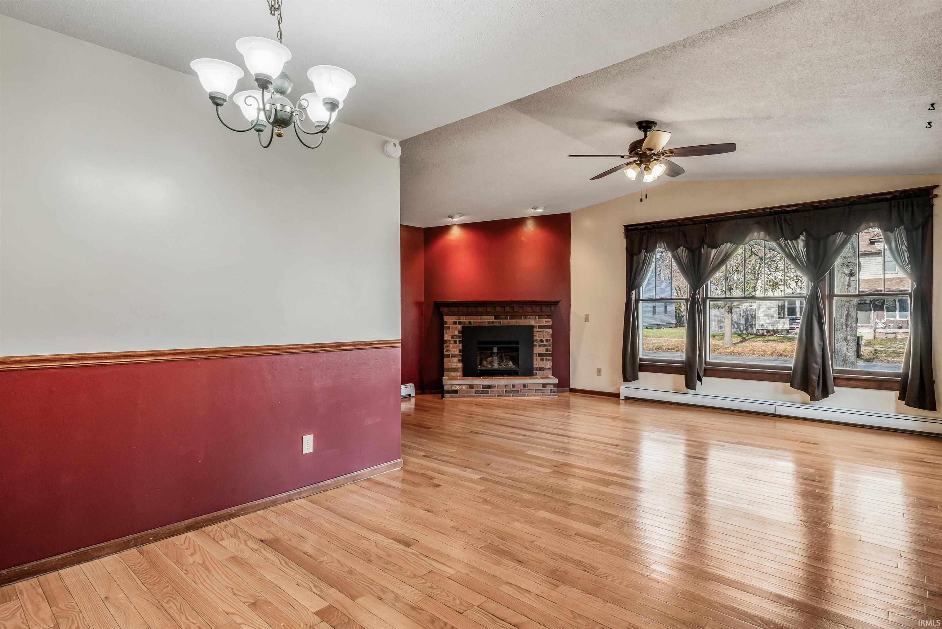 308 West Oak Street Butler, IN 46721 - Photo 7 of 36