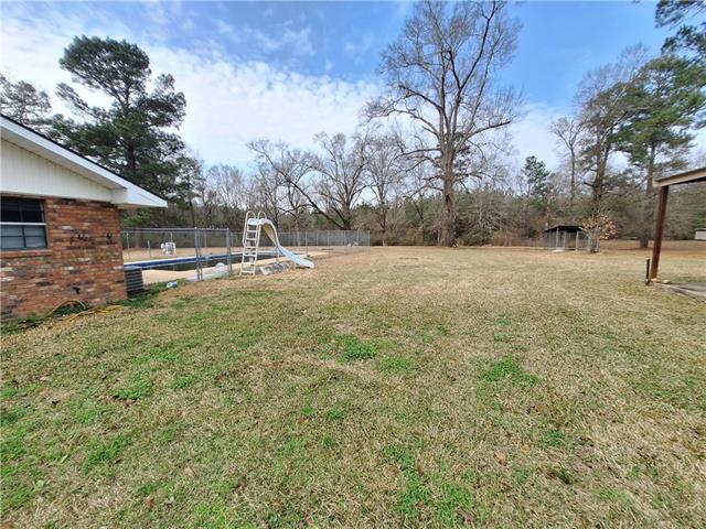 208 East Meade Road Pollock, LA 71467 - Photo 4 of 20