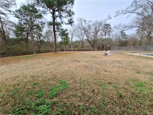 208 East Meade Road Pollock, LA 71467 - Photo 6 of 20