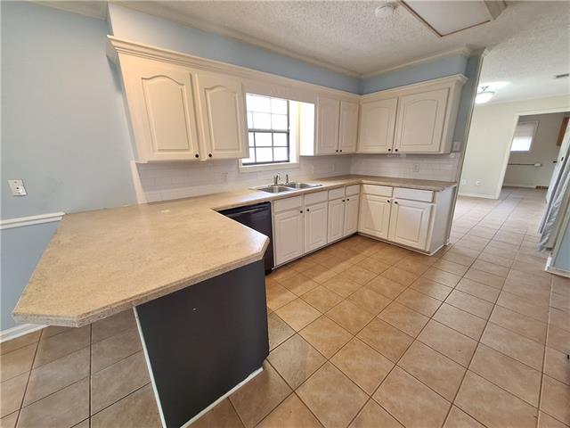 208 East Meade Road Pollock, LA 71467 - Photo 10 of 20