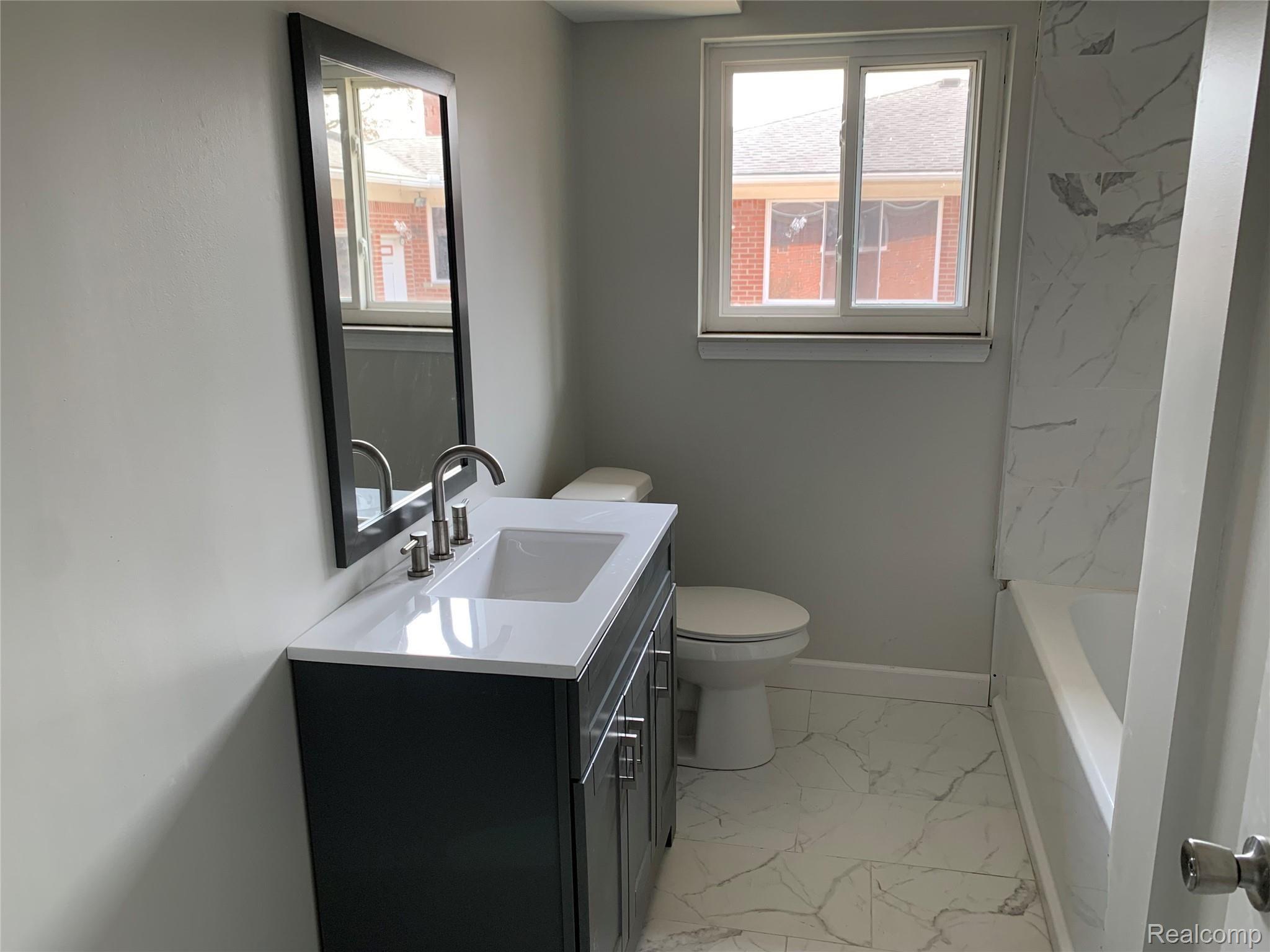 27269 Jean Road Warren, MI 48093 - Photo 10 of 12 tempImageo1IYfy.jpg