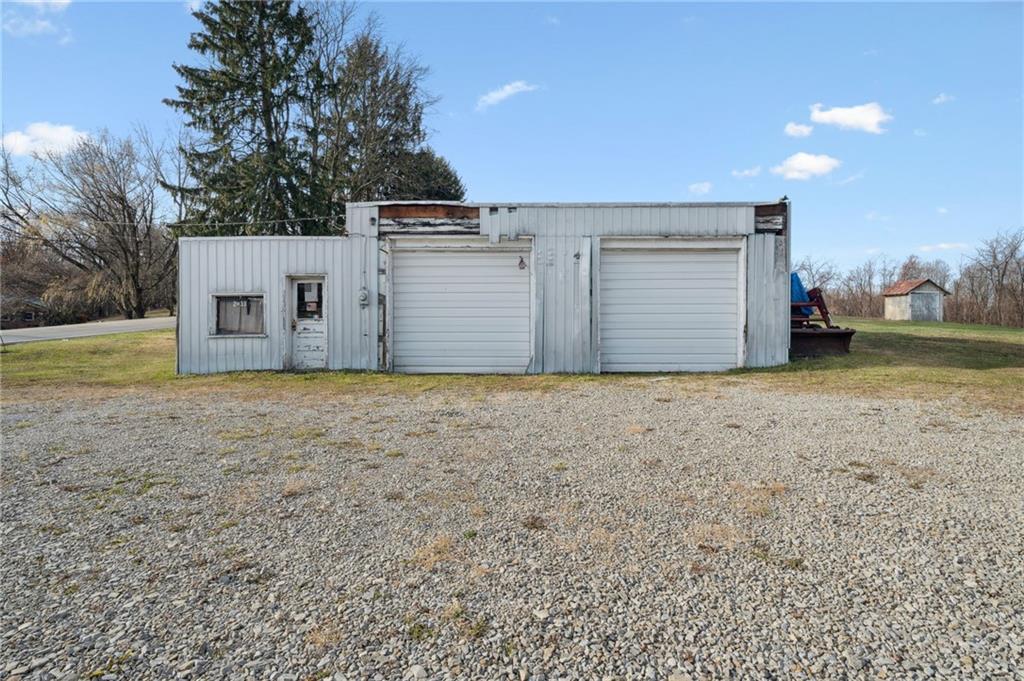 2033 Bushy Run Road Jeannette, PA 15644 - Photo 12 of 27