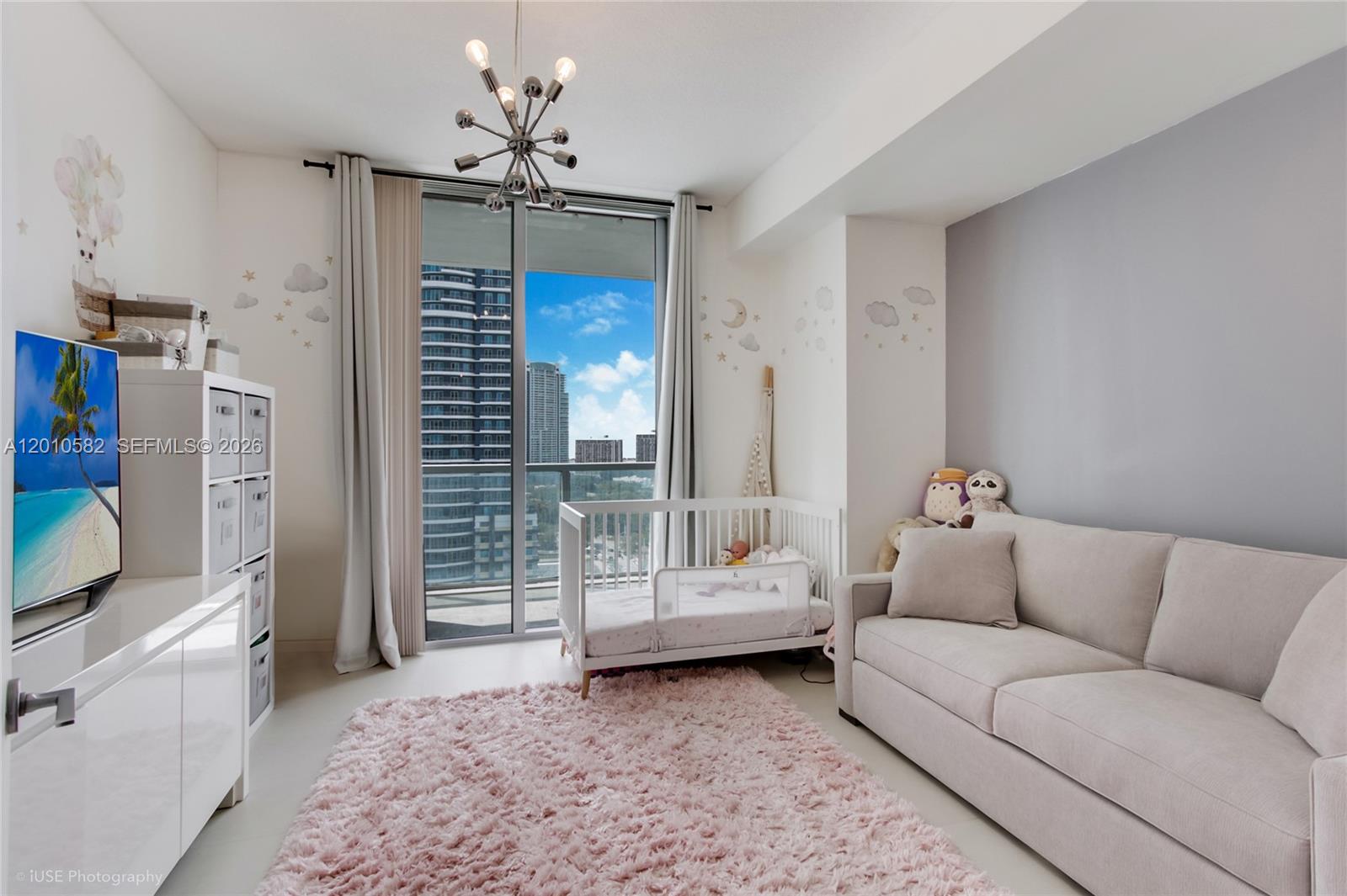 79 Southwest 12th Street, Unit 2306S Miami, FL 33130 - Photo 12 of 38