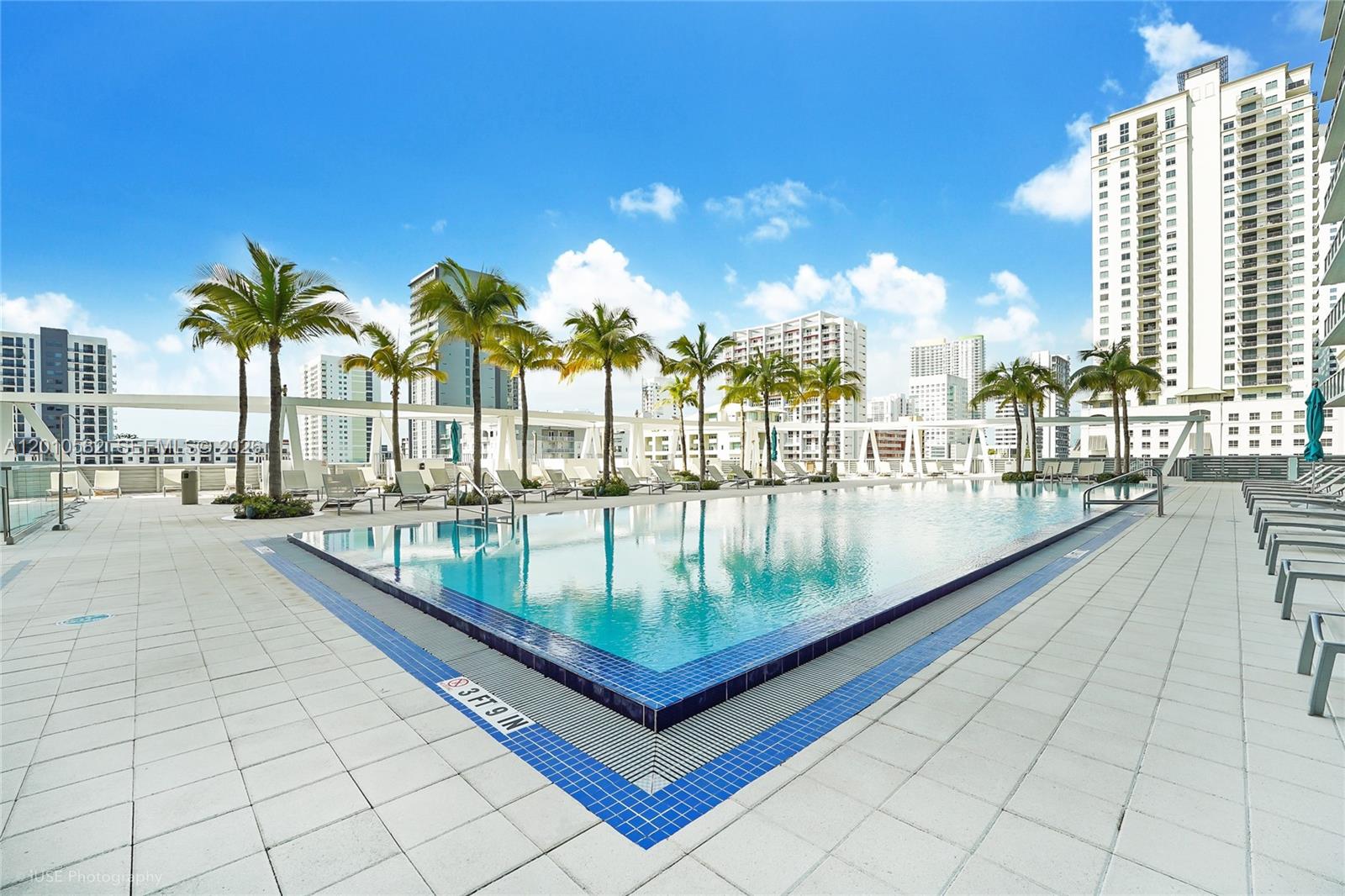 79 Southwest 12th Street, Unit 2306S Miami, FL 33130 - Photo 20 of 38
