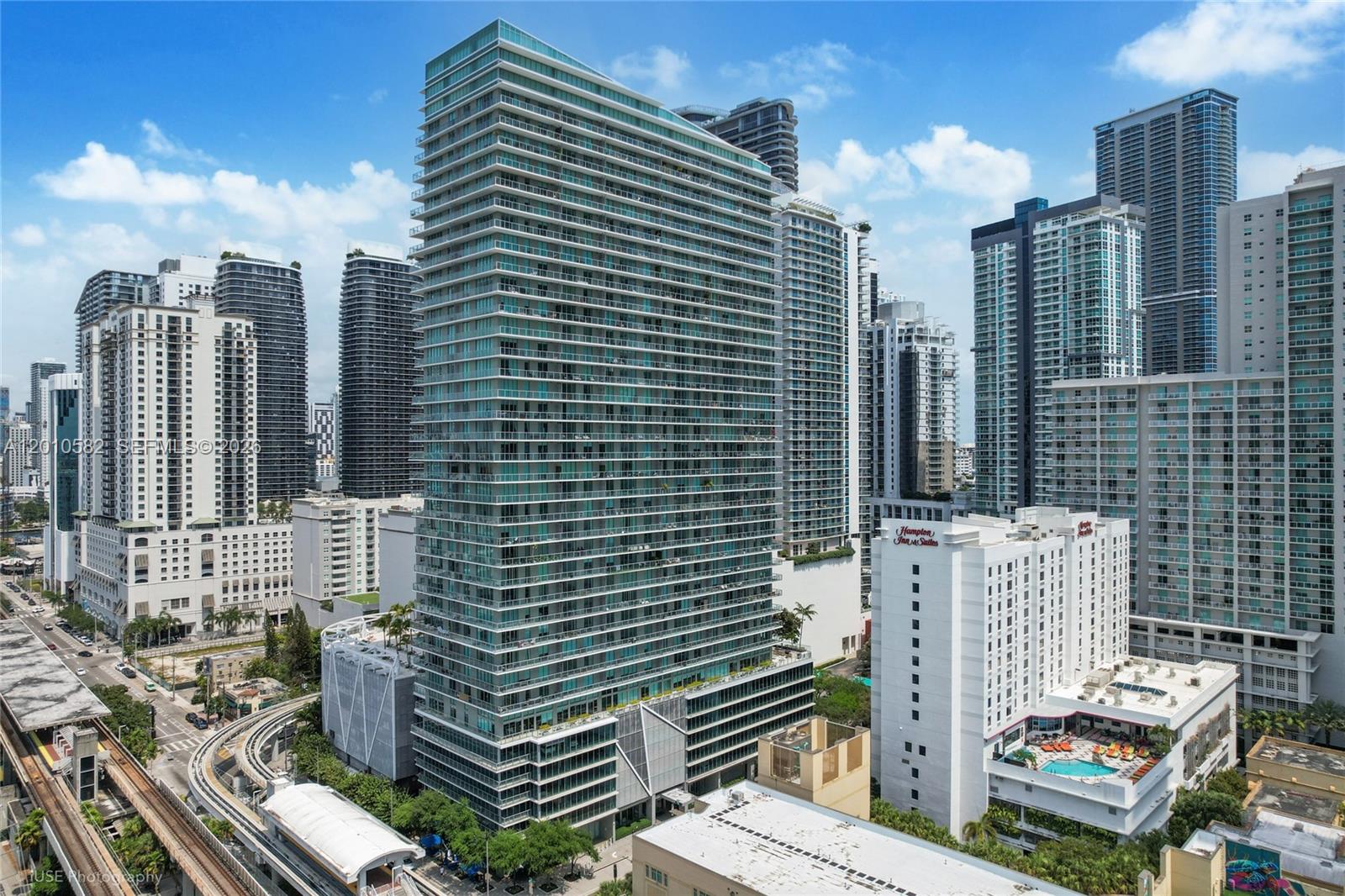 79 Southwest 12th Street, Unit 2306S Miami, FL 33130 - Photo 30 of 38
