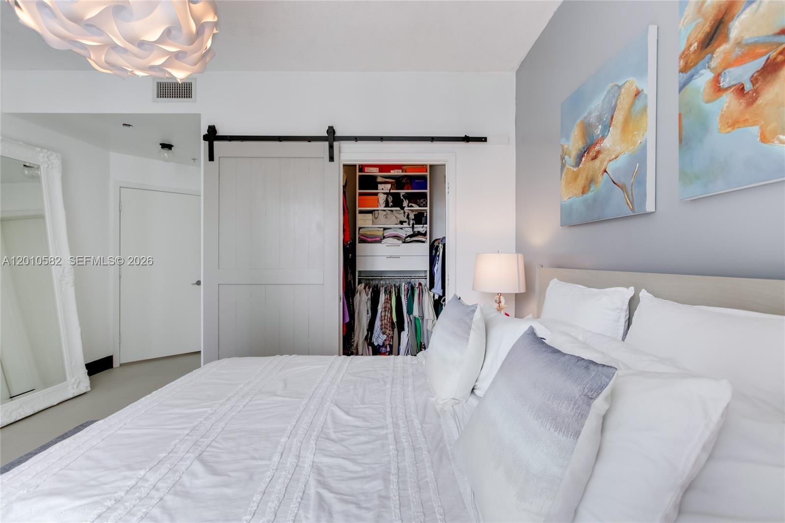 79 Southwest 12th Street, Unit 2306S Miami, FL 33130 - Photo 9 of 38