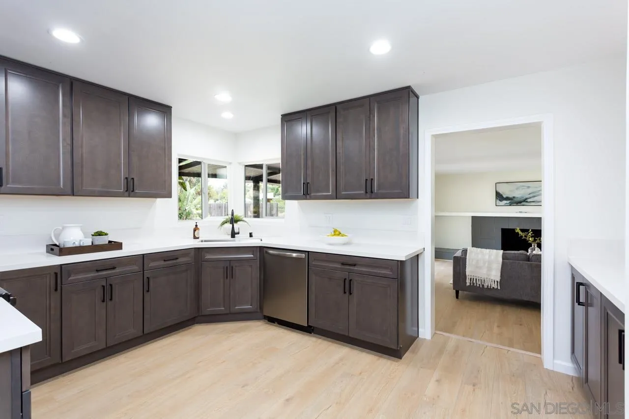 509 Smilax Road Vista, CA 92081 - Photo 3 of 29 Gallery Image 3