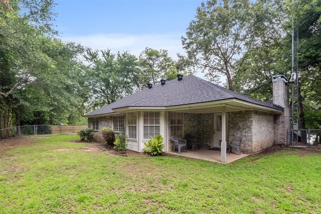 $285,000 | 12752 Honeysuckle Circle, Eustace, TX 75124