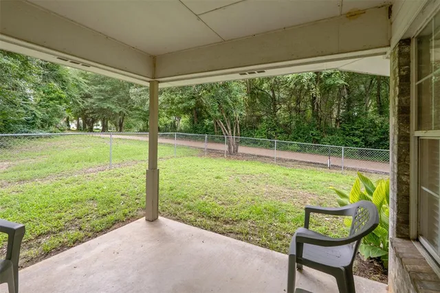 $285,000 | 12752 Honeysuckle Circle, Eustace, TX 75124