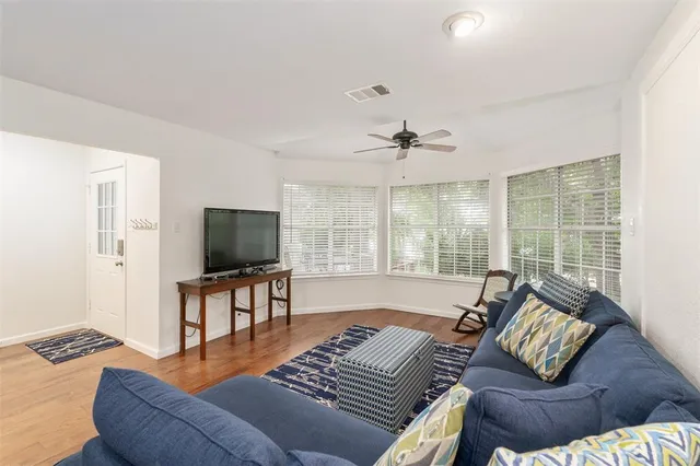 $285,000 | 12752 Honeysuckle Circle, Eustace, TX 75124