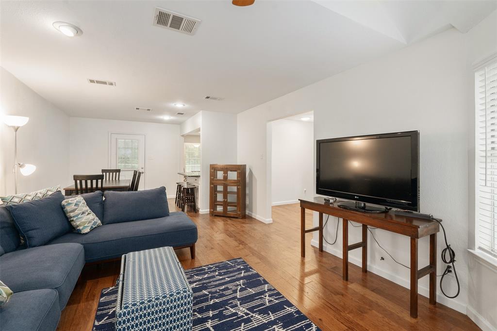 12752 Honeysuckle Circle Eustace, TX 75124 - Photo 28 of 28 Open floor plan - extend the living into the dining room if needed.