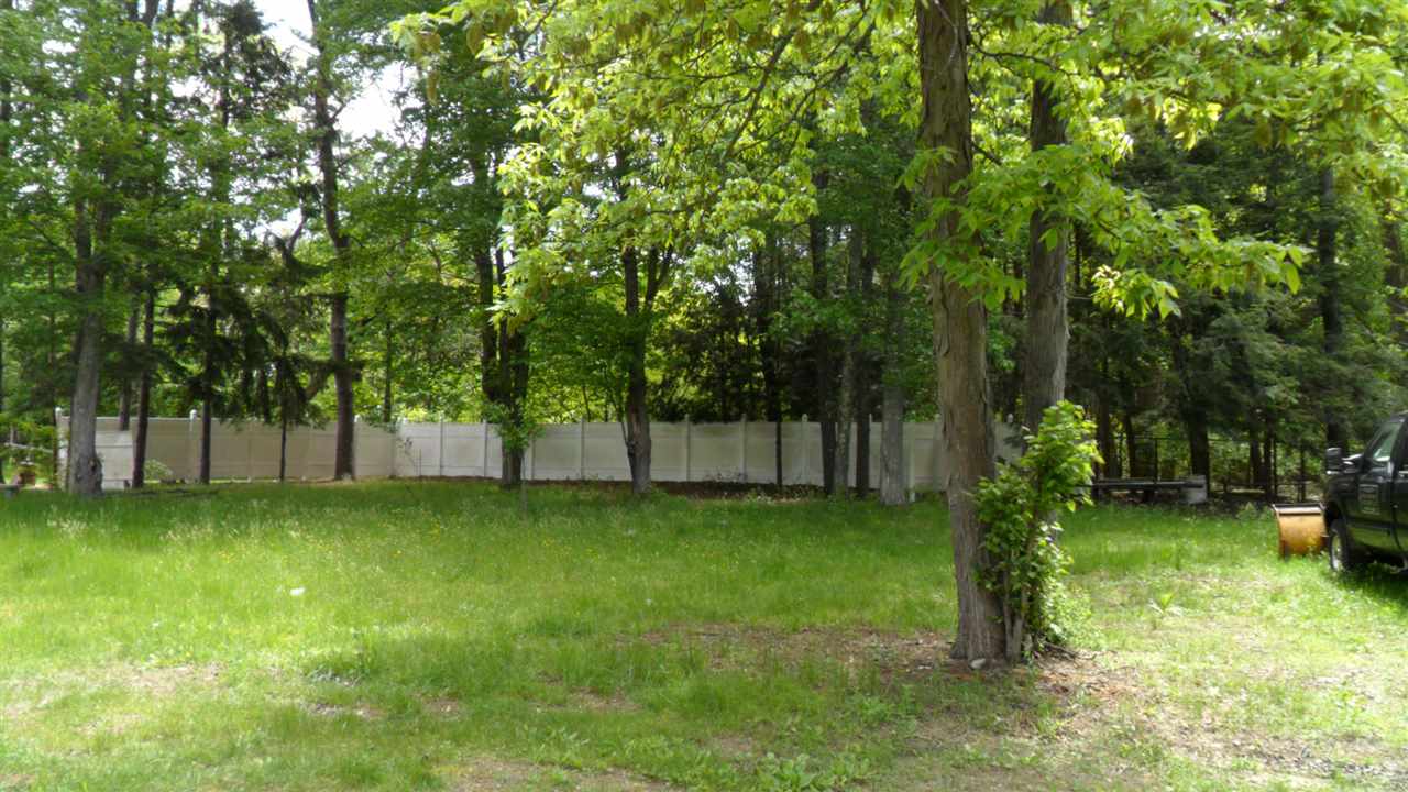 120 Lawrence Road Salem, NH 03079 - Photo 17 of 33