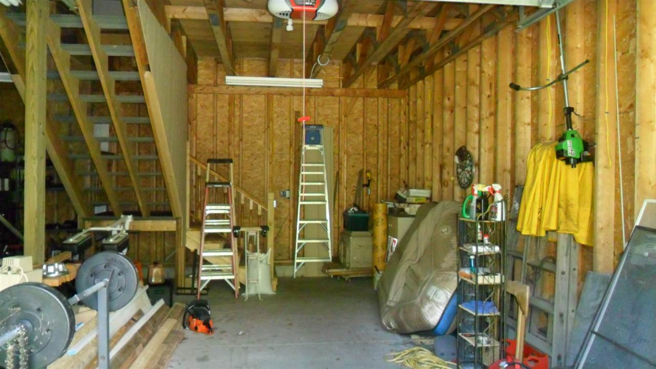 120 Lawrence Road Salem, NH 03079 - Photo 25 of 33