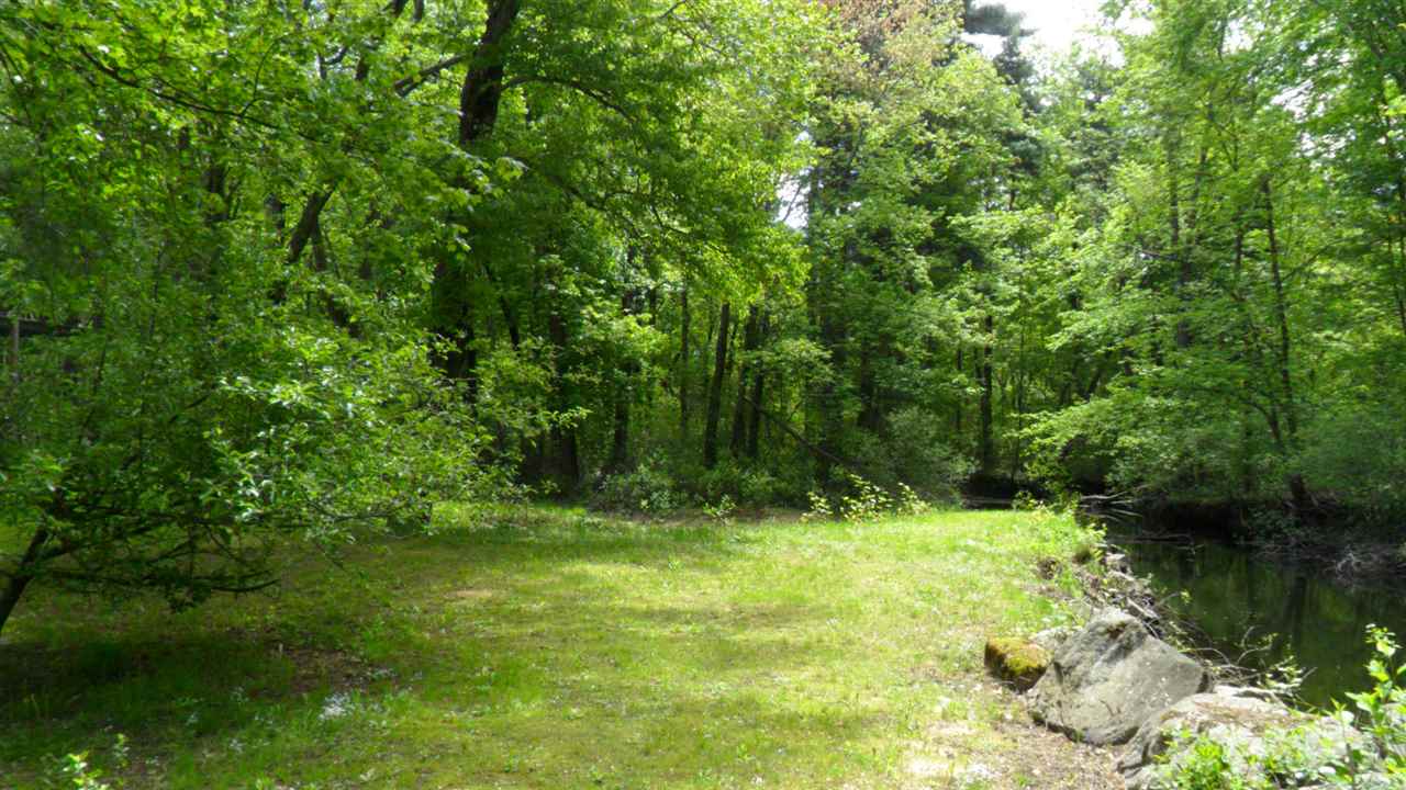 120 Lawrence Road Salem, NH 03079 - Photo 4 of 33