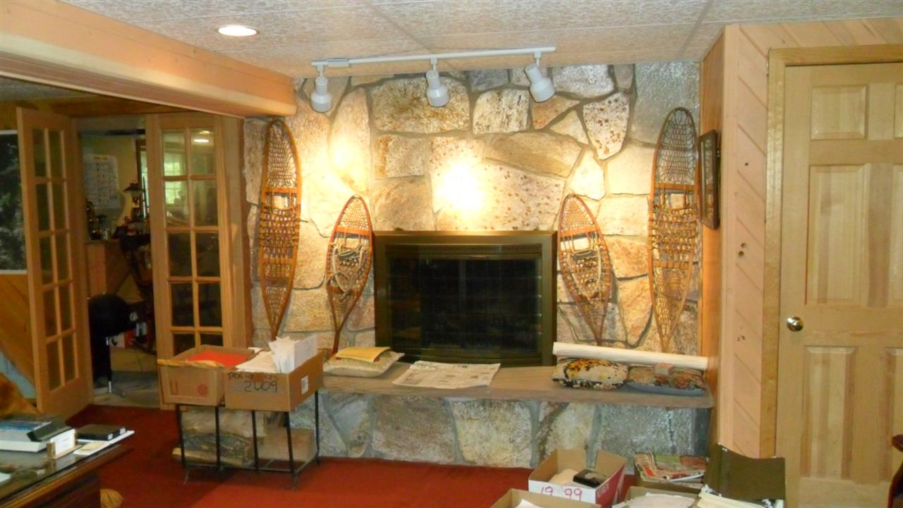 120 Lawrence Road Salem, NH 03079 - Photo 5 of 33