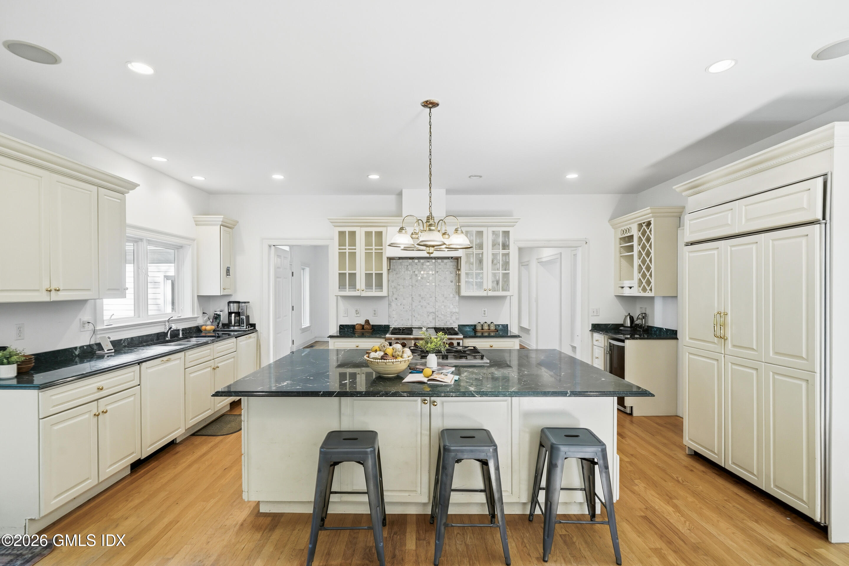 3 Carriage Road Cos Cob, CT 06807 - Photo 12 of 53 DSC01522_1