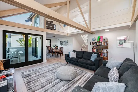 $1,995,000 | 1800 Silverwood Terrace, Los Angeles, CA 90026