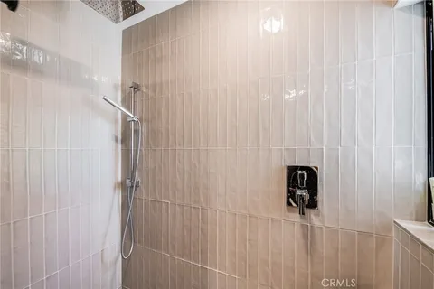 $1,995,000 | 1800 Silverwood Terrace, Los Angeles, CA 90026