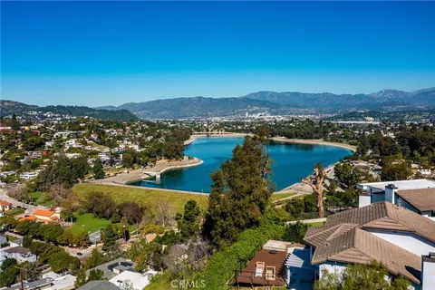 $1,995,000 | 1800 Silverwood Terrace, Los Angeles, CA 90026