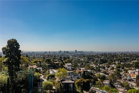 $1,995,000 | 1800 Silverwood Terrace, Los Angeles, CA 90026