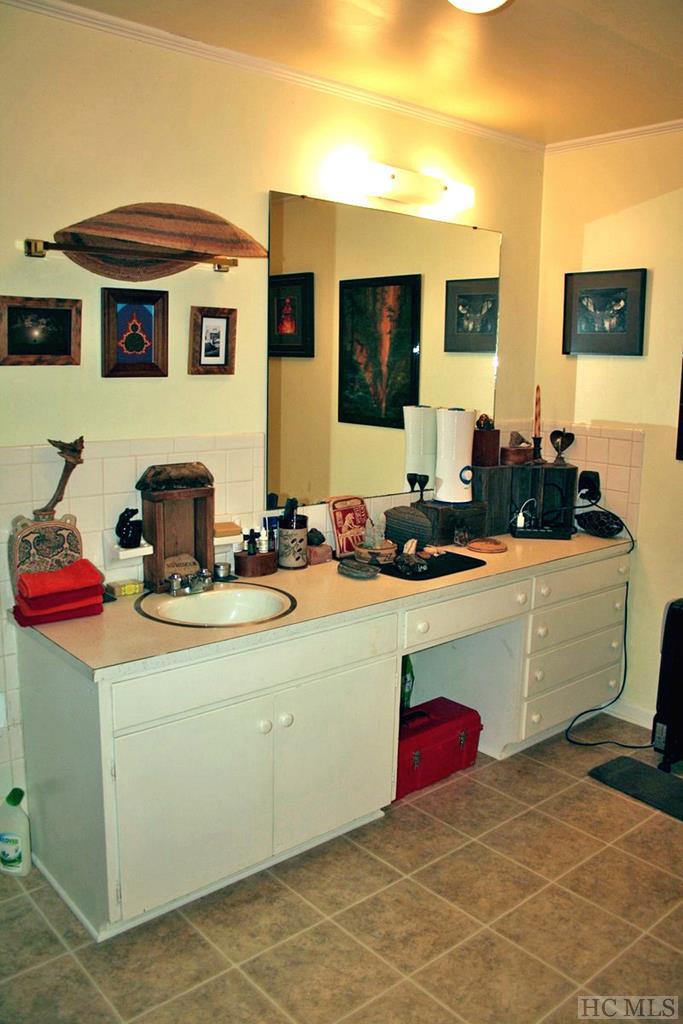 288-292 Franklin Road Highlands, NC 28741 - Photo 30 of 31 Gallery Image 30