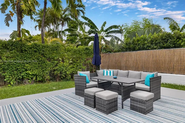 a view of outdoor space yard and patio