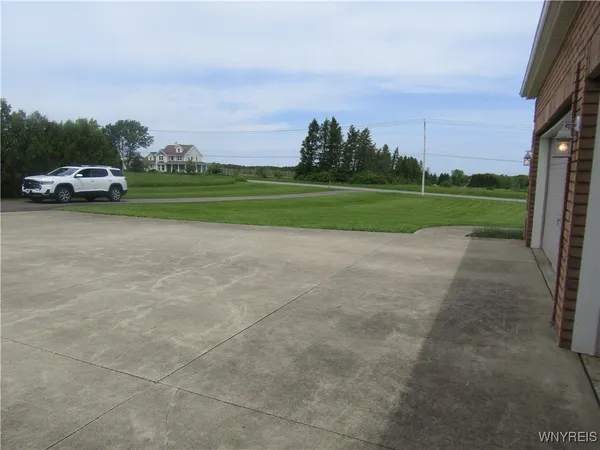 $549,900 | 3835 School Street, North Collins, NY 14057