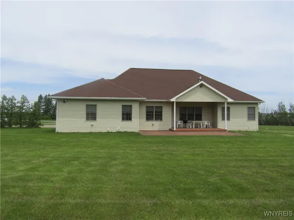 $549,900 | 3835 School Street, North Collins, NY 14057