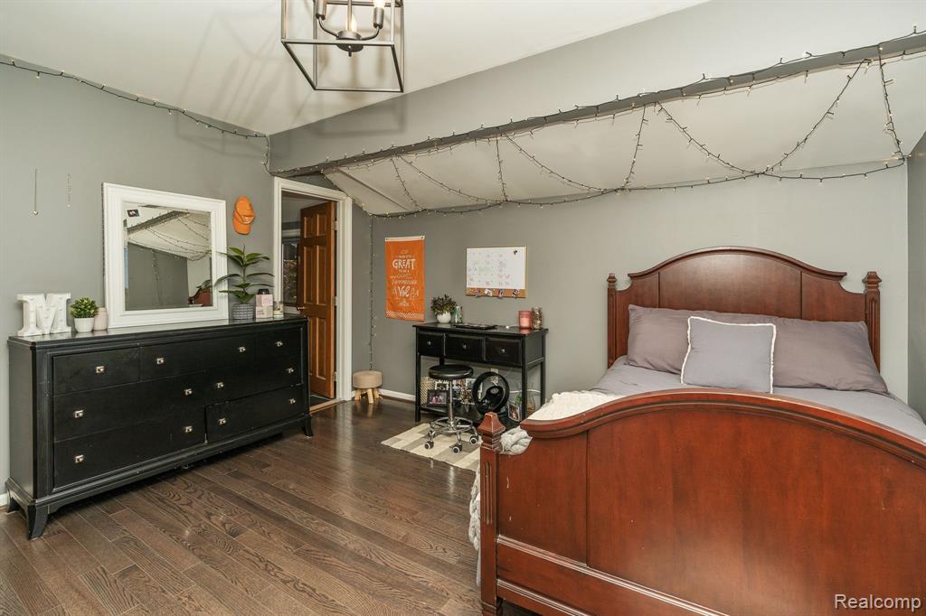 3965 Collins Road Oakland, MI 48363 - Photo 22 of 63