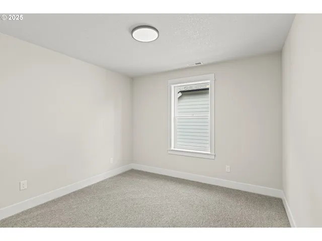 $749,000 | 5121 Southeast Mullan Street, Milwaukie, OR 97222